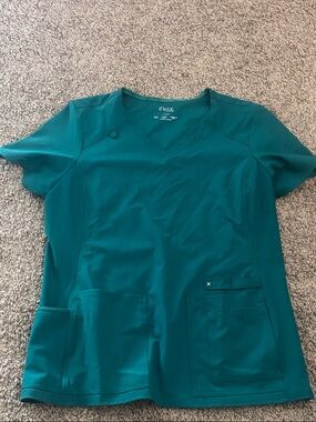 Cherokee iFlex Hunter Green V-Neck Short Sleeve Scrub Top